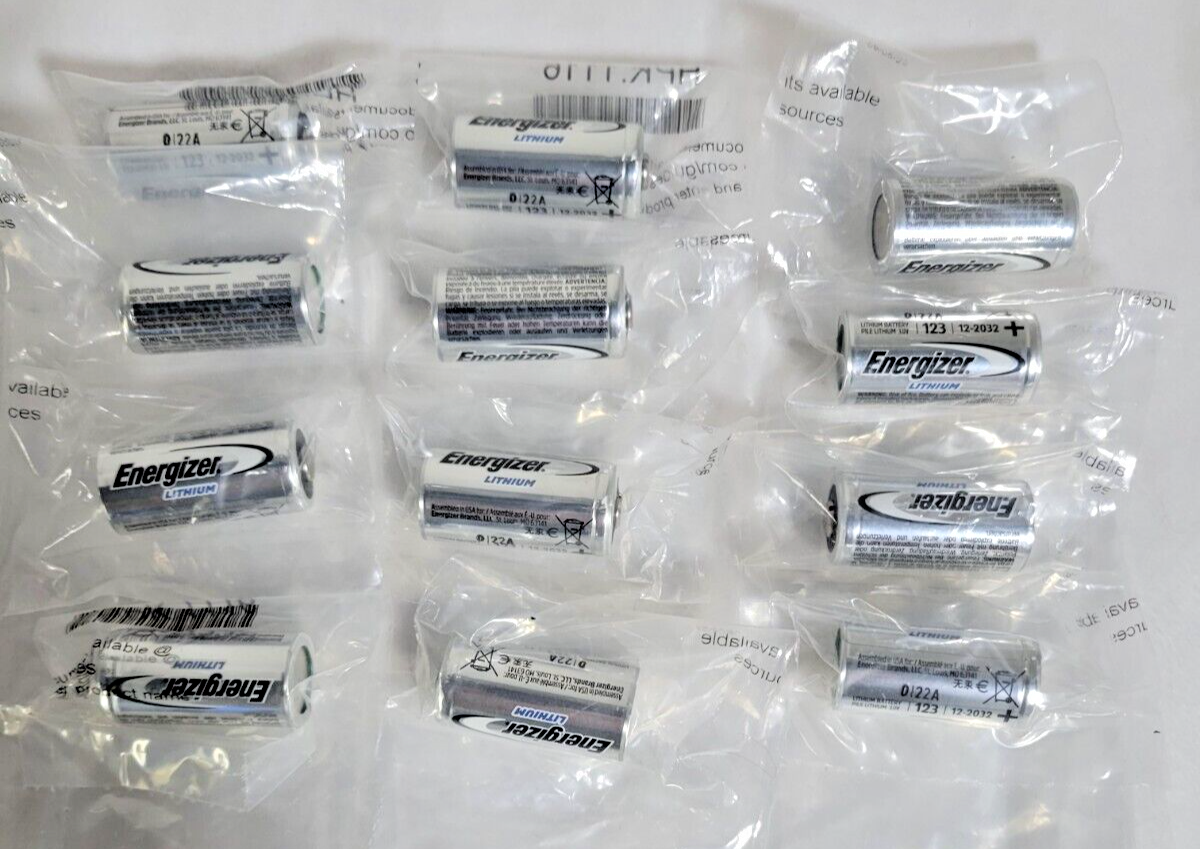 12 x CR123 Energizer 3V Lithium Batteries (5018LC, CR123, CR123A