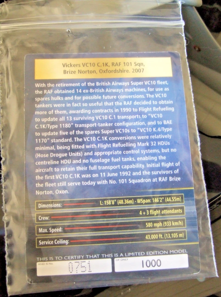 CORGI ARCHIVE VICKERS VC10 C.1K RAF 101 SQN BRIZE NORTON 1:144 AA37005 - Image 4 of 4