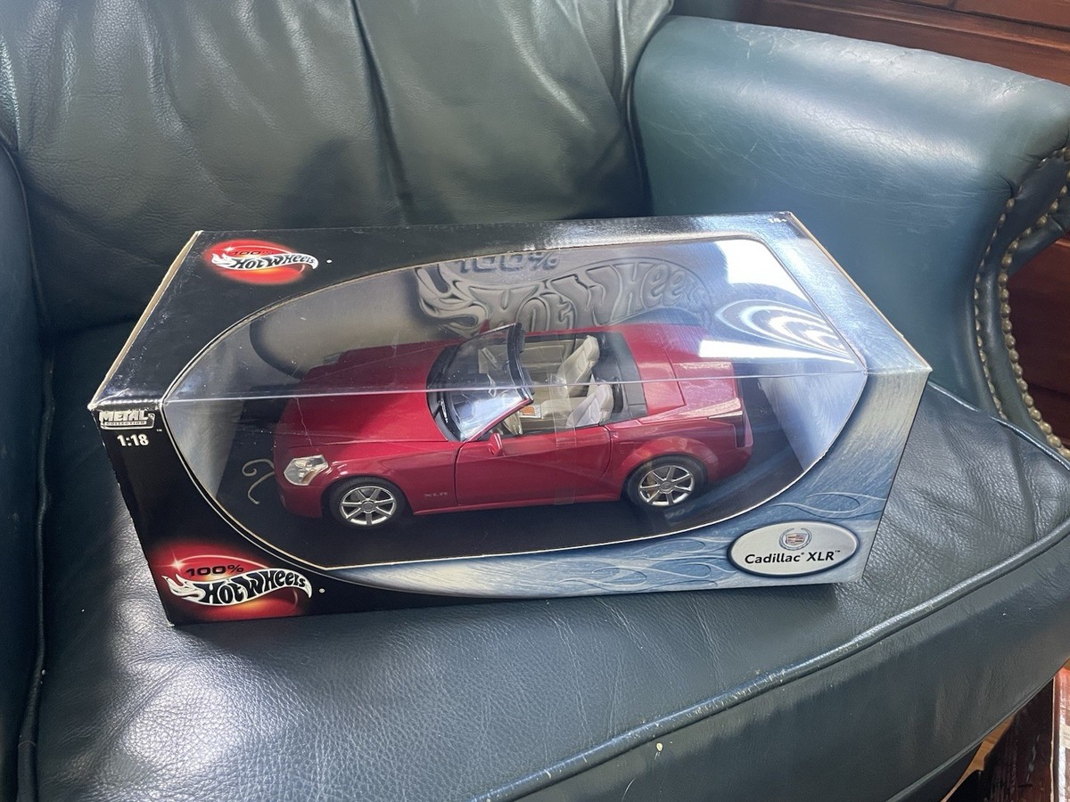 2002 100% hotwheels キャデラック 100% Hot Wheels Cadillac XLR Red 1:18 Scale Diecast Red NIB