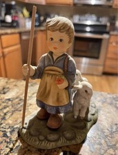 Hummel Christmas Figurine Oh Come All Ye Faithful BH51 Hummel Christmas Figurine Oh Come All Ye Faithful BH51