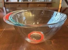 Pyrex 2.5-qt Teardrop Glass Mixing Bowl with Spout, Red Handle & No-Skid Bottom