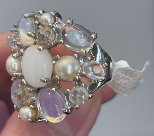 Rhodium, White Opal Moonstone Clear Quartz Pearl, Vintage Beautiful Ring. - Picture 3 of 6