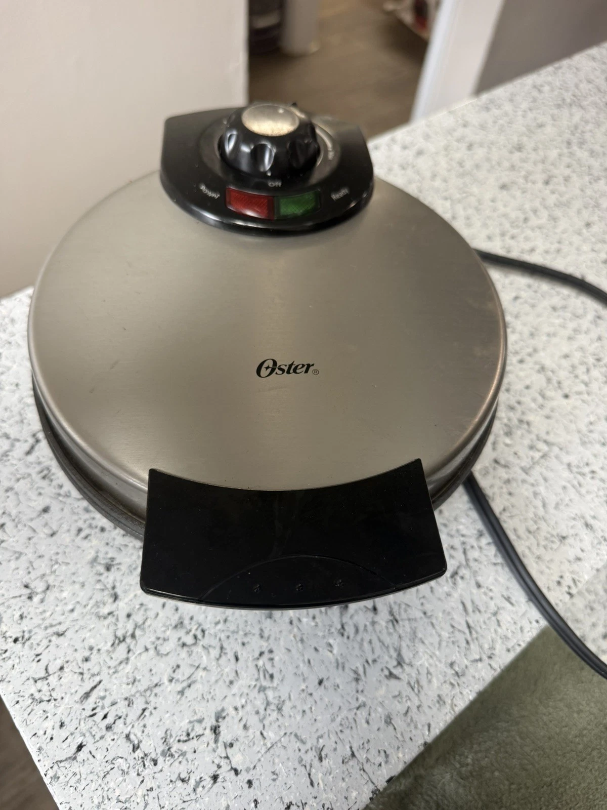 Oster Belgian Waffle Maker
