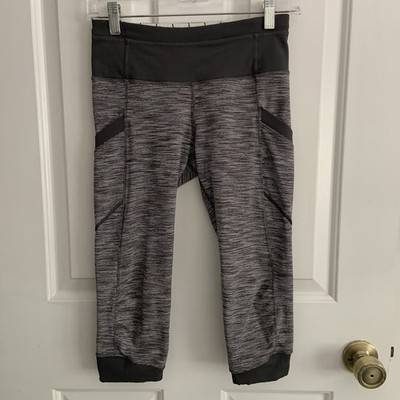 Lululemon Run for Fun Crop cargo pockets leggings w mesh inserts Gray sz 4/6