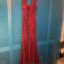 Camille La Vie Prom dress long Lace Sequins mermaid Maroon Sz 2