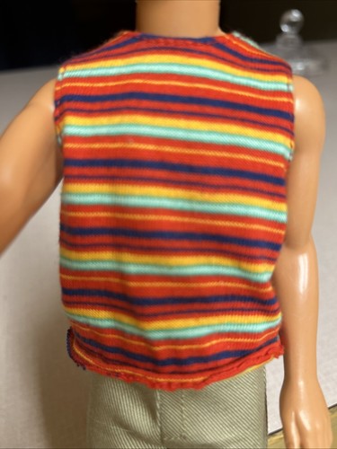 Muñeca Barbie Avenue Ken 1998 Pantalones Camisa a Rayas Chaqueta Roja Azul Moda De Colección - Imagen 4 de 7
