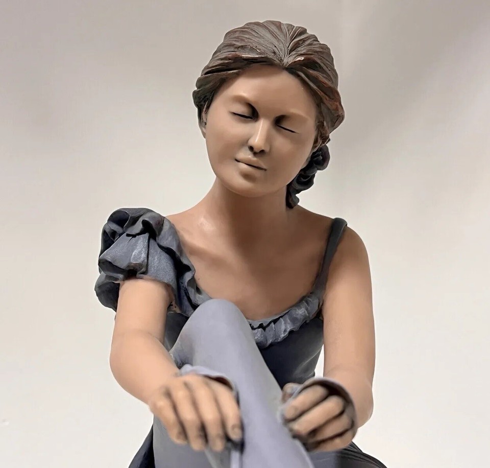 ELISA FIGURINE BALLET DANCER BALLERINA ROMANTIC MOMENTS COLLECTION