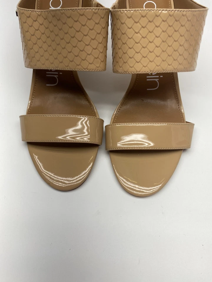 Sandalia de mujer Calvin Klein Cecily Sand doble correa talla 9,5 Foto 4 de 4