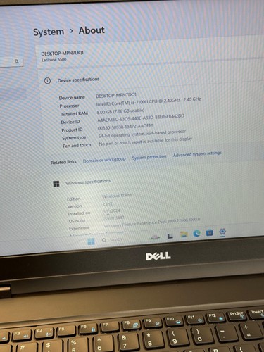 Dell Latitude 5580 Intel Core i3 7th gen 2.40GHz, 8GB RAM, 256 SSD WIN 11 PRO - Picture 6 of 7