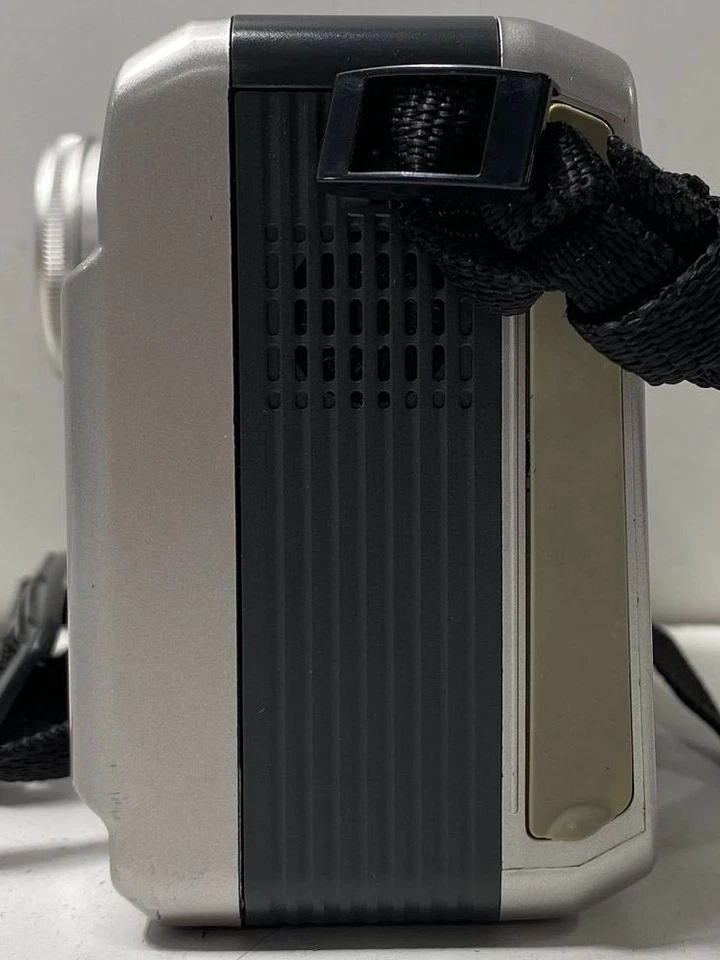 Sharp Viewcam VL-AH151 Hi8 Camcorder - Image 3 of 4