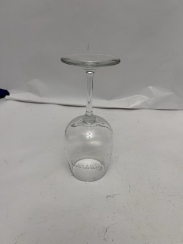 Spring Gate Vineyard Clear Wine Glass - Picture 4 of 6
