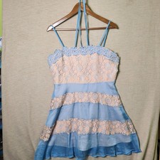Foxiedox Blue Peach Floral Lace Tiered Mini Dress  Womens Large L Sleeveless