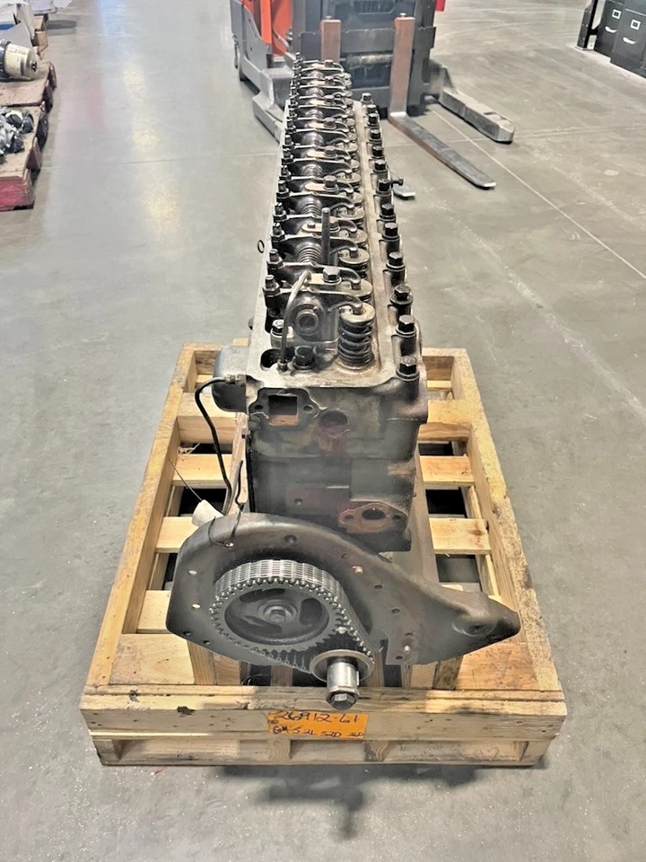 Núcleo de motor Buick 320 Straight 8 Dynaflash Longblock Foto 3 de 4