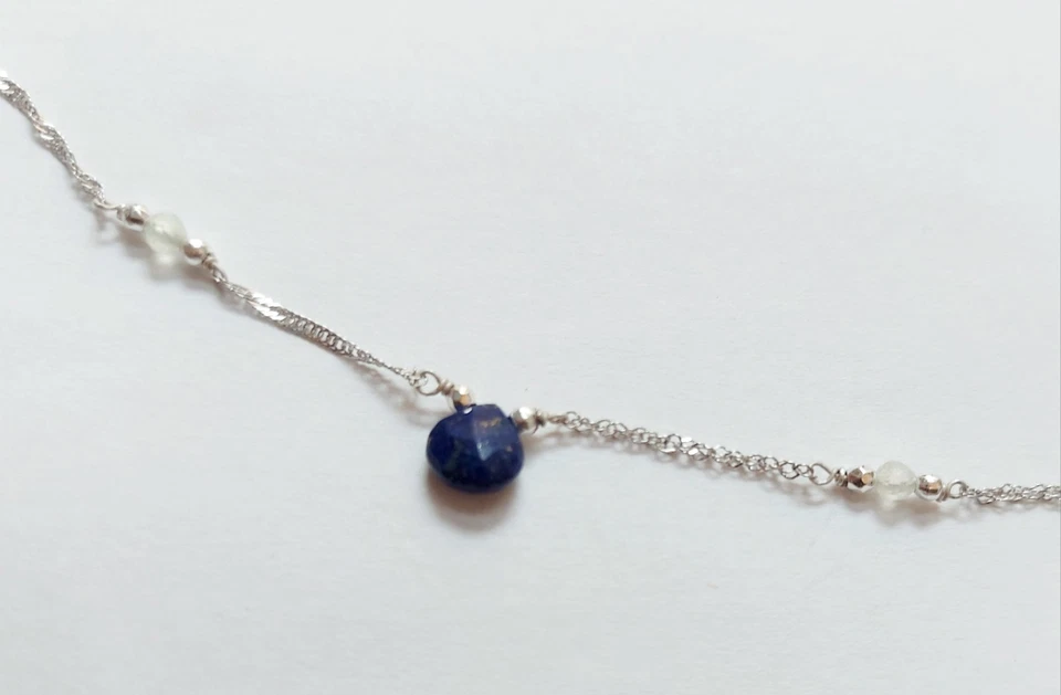 Collana in argento 925 singapore con lapislazzuli a goccia prenite ed ematite  - Immagine 4 di 4