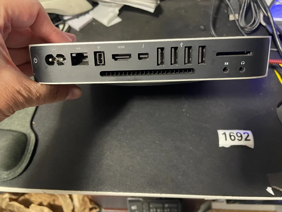 Apple Mac Mini 2011 256GB SSD, 8GB, i5 2.3GHz - MacOS Ventura - REF 1692 - Image 3 of 4