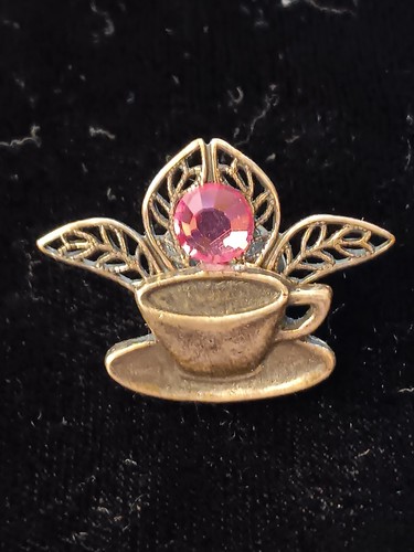 brooch angel with a teacup