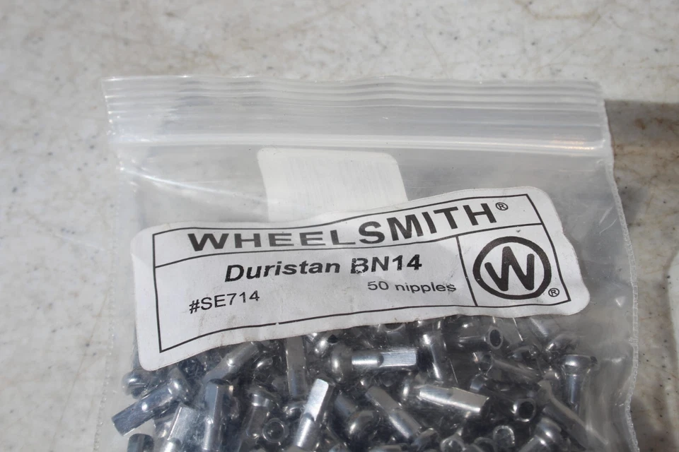 NUEVO Wheelsmith Duristan BN14 14MM SE714 - 50 boquillas para radios Foto 2 de 4