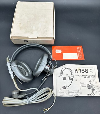 AKG K270 90年代 押し入れから 動作品 AKG K270 90年代 押し入れから