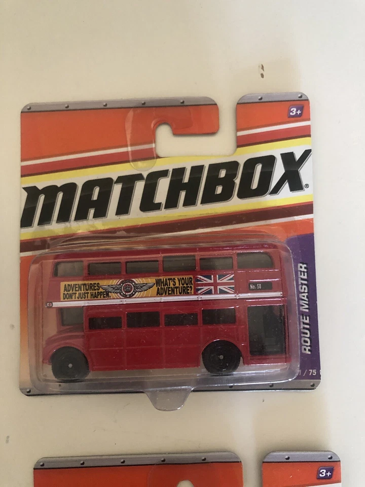 Paquete de 4 cajas de cerillas (1/64) 2 autobuses, helicópteros y jeep. Todo excelente/sin abrir Foto 4 de 4