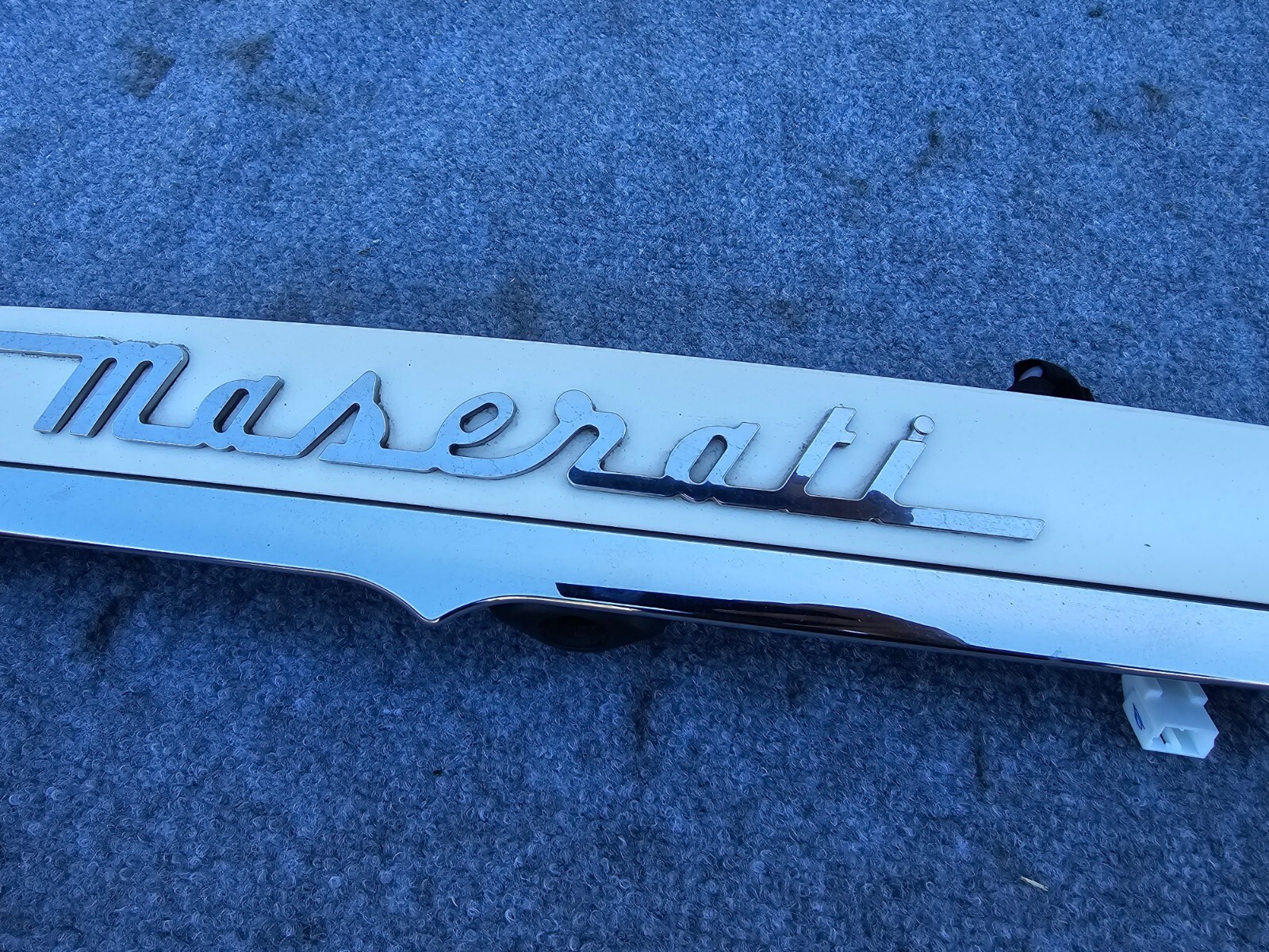 REAR TRUNK LID PARKING CAMERA MOLDING TRIM PANEL 74K 14-19 MASERATI GHIBLI S Q4