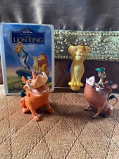 Vintage Lion King plastic Figures- 1996 Simba finger puppet, 1996 Pumbaa,2021 Pu