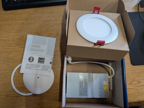 Lithonia Lighting 4in. 3000K/4000K/5000K White Integrated 810 Lumen LED Fixture