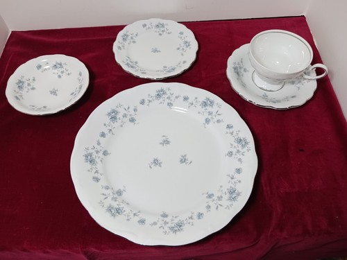JOHANN HAVILAND BAVARIA Blue Garland - Fine China 20 PCS Set - VTG. 1978 - NOS - Picture 4 of 16