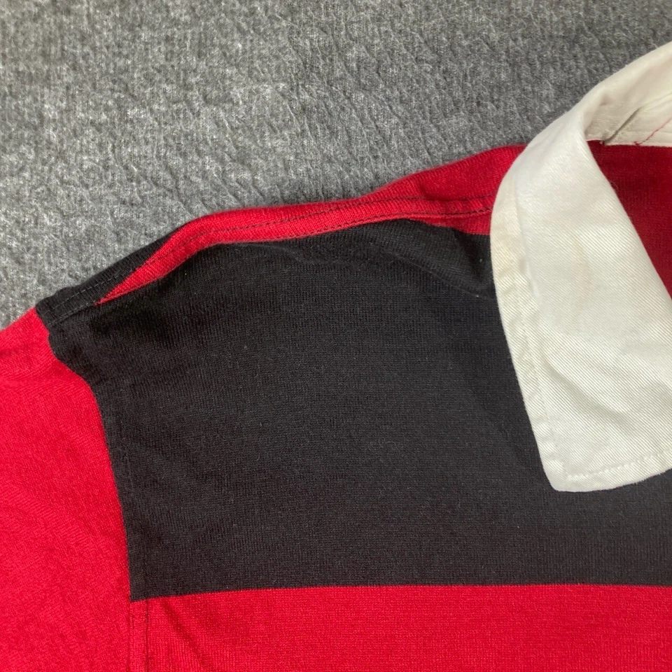 Camisa Flecha Vintage Para Hombre XL Roja y Negra Rugby Rayas Cuello Retro Deportiva Foto 2 de 4