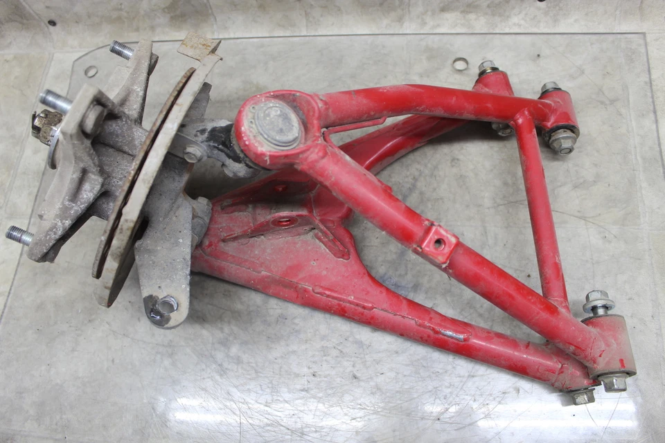 Kawasaki Mojave 250 1998 OEM delantero inferior superior izquierdo control brazos A buje de husillo Foto 2 de 4