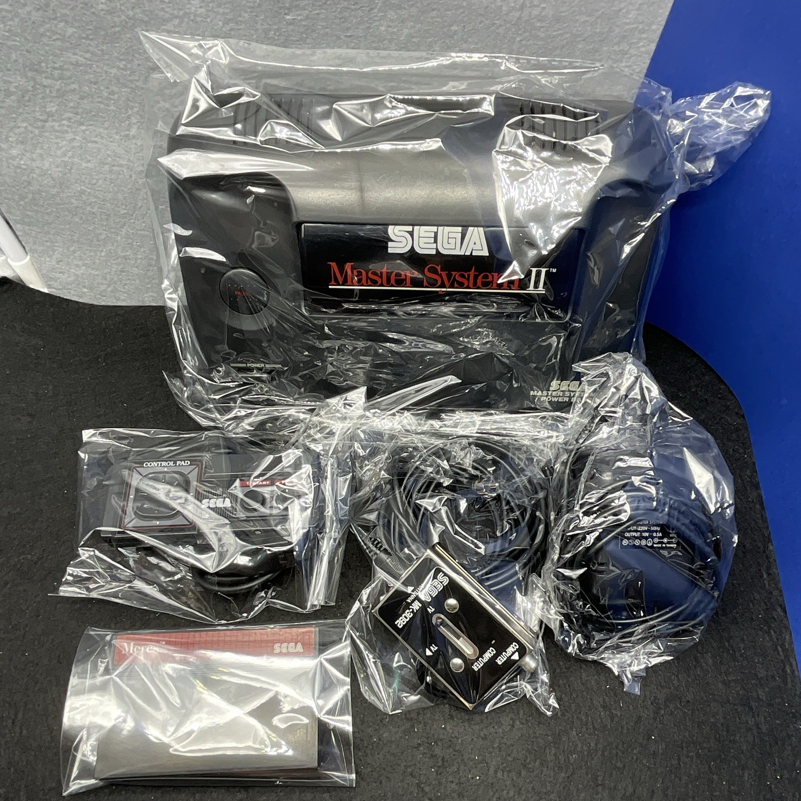 SEGA Master System II Console PAL nera (MPN 3006-18)  perfetta completa + gioco