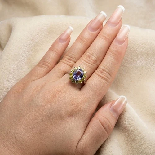 Gleaming Color Change Alexandrite 2.80Ct 925 Sterling Silver White Gold Rings