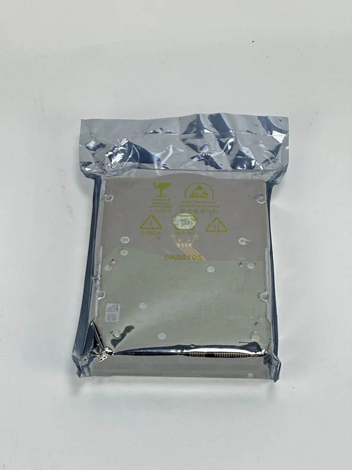 HGST WD Ultrastar DC HC510 0F27516 10TB SATA 6Gb/s 7.2K rpm 3.5" LFF 4Kn HDD - Image 3 of 3