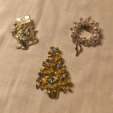 Lot of 3 Gold-Tone Brooch Pin Set Tree Wreath Sleigh Rhinestone Faux Pearl