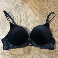 Victoria s Secret Black Velvet Push-Up Bra 34B Top Velour Lace Padded Underwire
