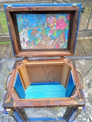 Handmade 'Decorative Art' Bar/Countertop Box - Picture 17 of 19