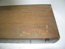 VINTAGE ERECTOR SET w/DECENT WOOD BOX incomplete inside