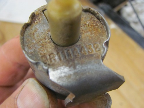 Lot of Original 1972 72 Chevy 350 Engine Brackets Coil Accelerator Throttle etc. - Picture 11 of 11