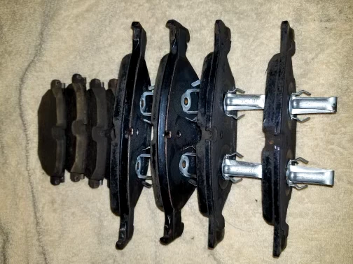 Juego completo de pastillas de freno (delanteras y traseras) Jaguar F tipo S 2015 OEM *usadas* Foto 2 de 4