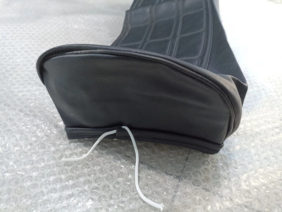 Cubierta de asiento compatible con Suzuki GP125 GP100 Foto 4 de 4