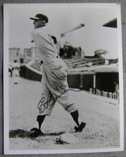 Ed Bailey 1953-66 Reds, Giants, Cubs+ 6x All Star catcher signed 8x10 BSN COA