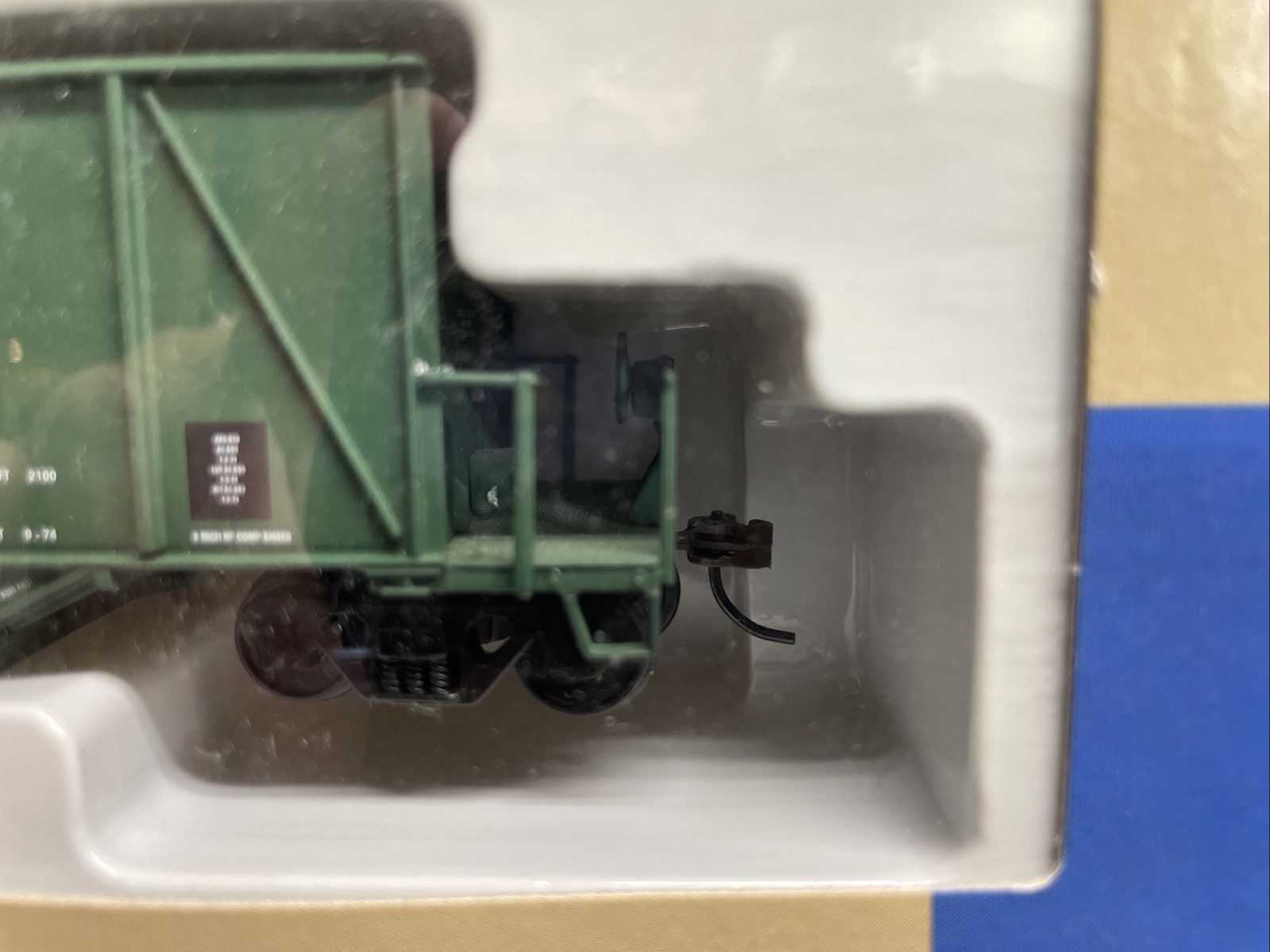Picture 2 of 4