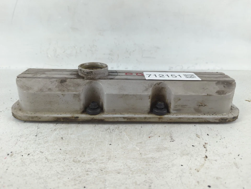 2005 Pontiac Grand Prix Passenger Right Cylinder Head Valve Cover XJMMM - Image 4 of 4