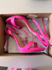 Pink Steve Madden heels size 9.5. Box include...