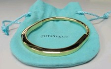 Tiffany  Co Lock Bangle 18 Kt Yellow Gold Bracelet Size XXL