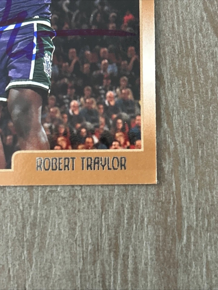 1998-99 Topps #200 Robert Traylor Milwaukee Bucks autografiado firmado radiocontrol Michigan Foto 4 de 4