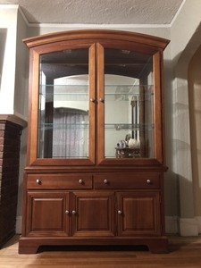 Stanley Furniture Wood China Cabinet With Hutch Made In Usa Ebay