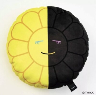 Takashi Murakami x Hikaru Flower Cushion 28cm with Smart Magazine