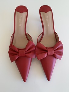 Details about TONY BIANCO Nate Red Denver Pointed Kitten Heel Bow Shoes Leather Upper BNWT 8.5 Details about TONY BIANCO Nate Red Denver Pointed Kitten Heel Bow Shoes Leather Upper BNWT 8.5