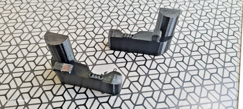 Cappelliera Audi Q3 - Perni bloccaggio per riparazione pannelli rotti 8U0863880L - Foto 6 di 7