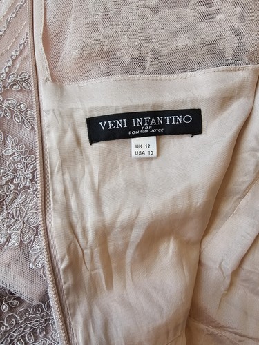 **Elegant Vintage Rose Lace Dress and Coat Set by Veni Infantino** - Picture 23 of 24